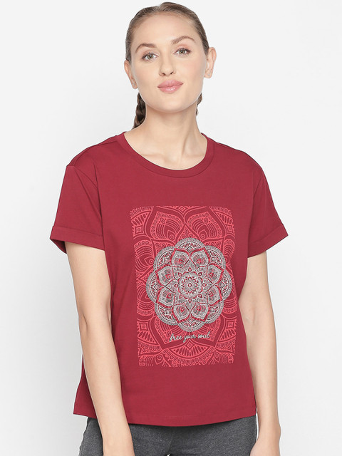 

Ajile by Pantaloons Women Maroon Printed Round Neck Pure Cotton T-shirt