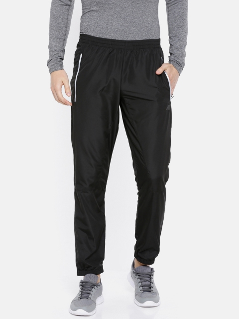 

4F Men Black Solid Track Pants
