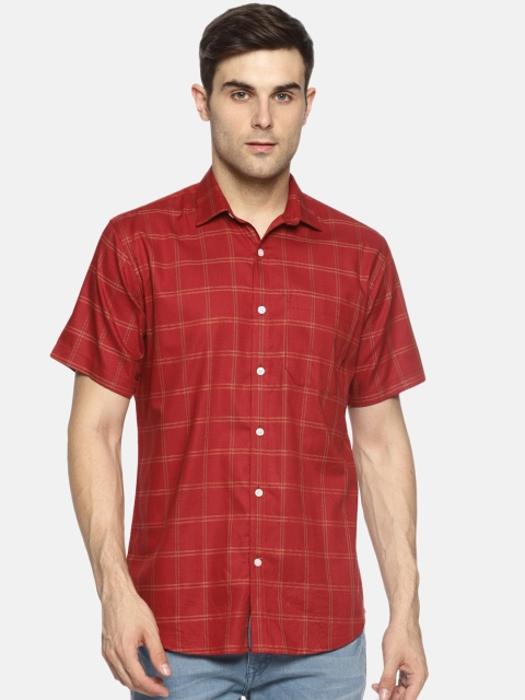 

Balista Men Maroon Standard Regular Fit Checked Casual Shirt