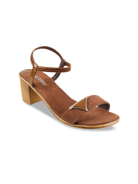 

Metro Women Tan Solid Sandals