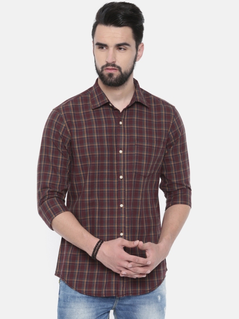 

IMYOUNG Men Maroon Slim Fit Checked Casual Shirt