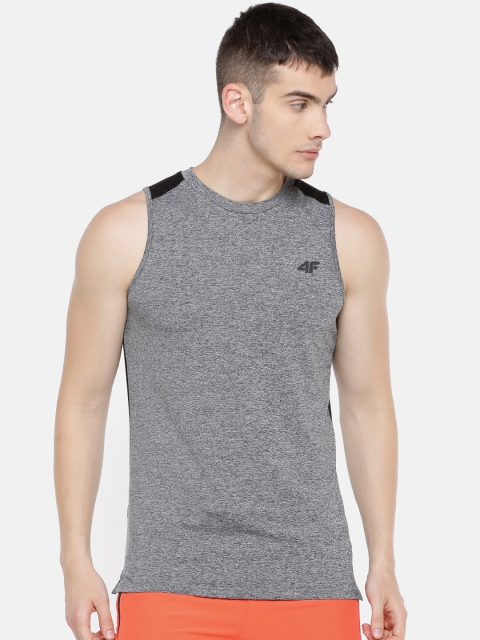 

4F Men Grey Melange Solid Round Neck T-shirt