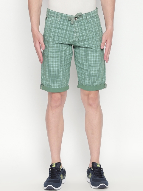

beevee Men Green Checked Regular Fit Regular Shorts