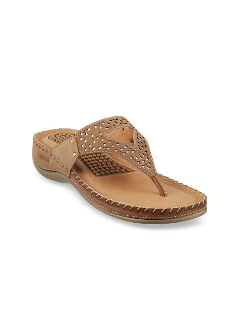 

Metro Women Beige Solid Sandals