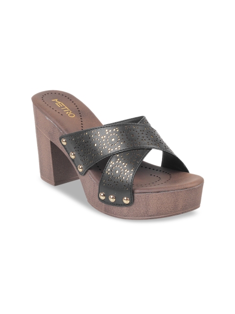 

Metro Women Gunmetal-Toned Solid Sandals, Metallic