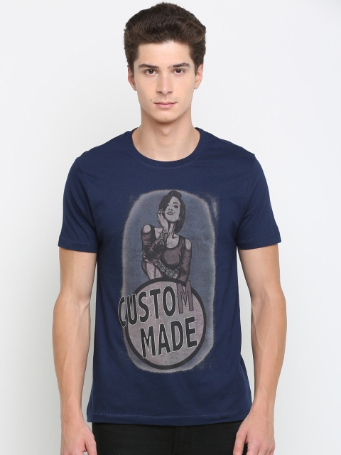 

Newport Men Blue Printed Round Neck T-shirt