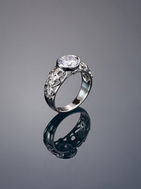 

shaze Women Silver-Toned Rhodium-Plated CZ-Studded Finger Ring