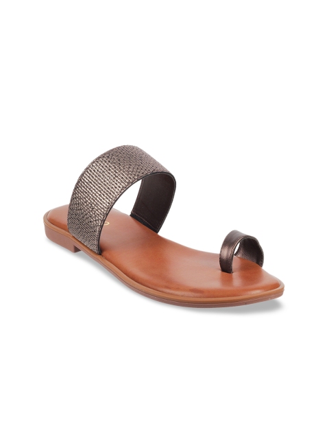 

Metro Women Bronze-Toned Textured One Toe Flats