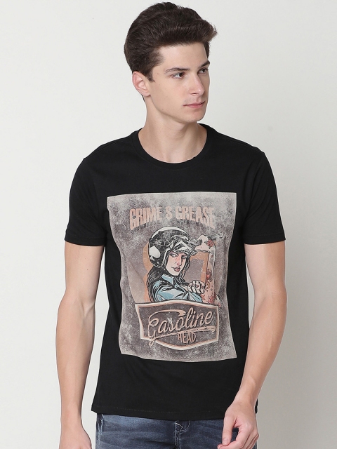 

Newport Men Black Printed Round Neck T-shirt