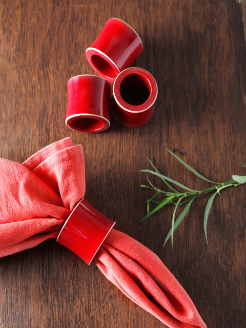 

Dennmarks Red Wooden Napkin Holder & Tissue Stand