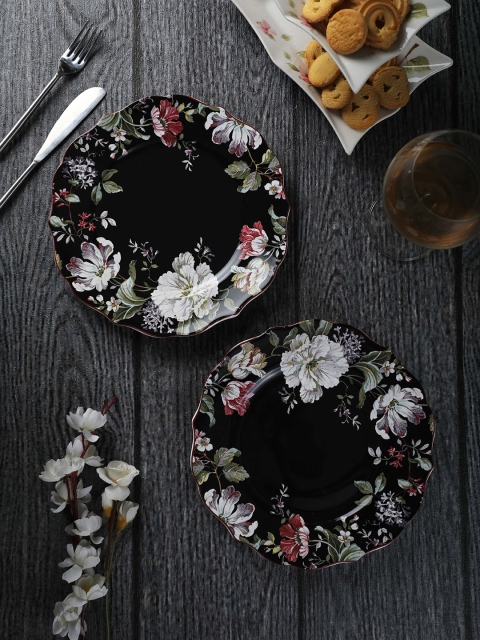 

Devnow Black Set of 2 Printed Porcelain Plates Set