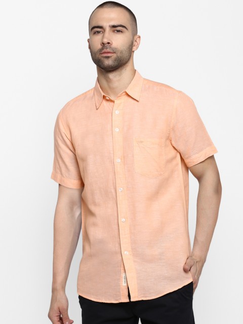

Red Tape Men Orange Regular Fit Solid Casual Shirt