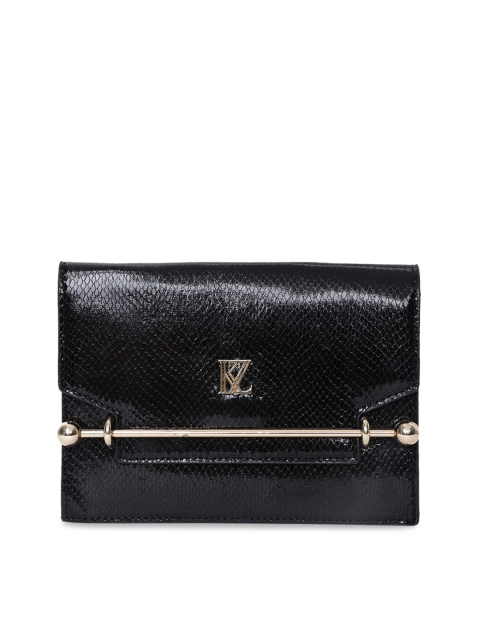 

Kazo Black Textured Clutch