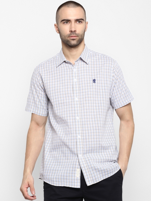 

Red Tape Men Off-White Regular Fit Checked Casual Shirt