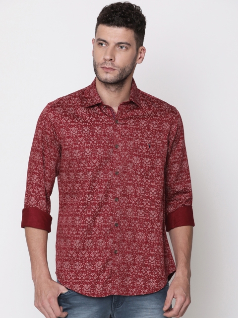 

IDC Men Red & Off-White Slim Fit Printed Casual Shirt