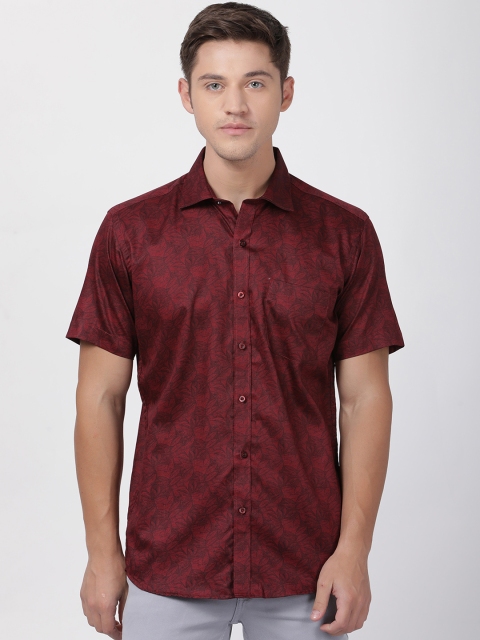 

Zeal Men Maroon Standard Slim Fit Printed Casual Shirt