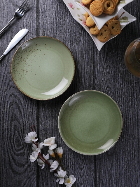 

Devnow Olive Green Set Of 2 Solid Ceramic Plates