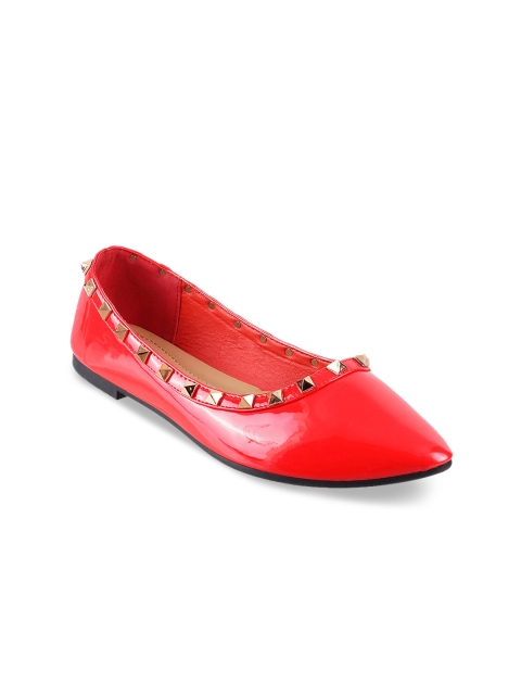 

Metro Women Red Solid Ballerinas