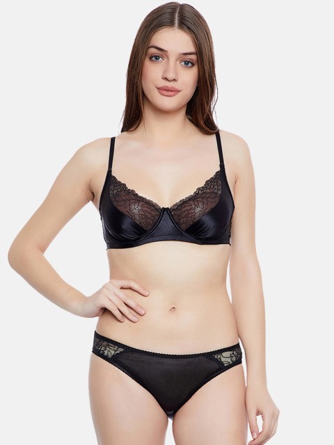 

Clovia Black Lingerie Set BP1231P1340C