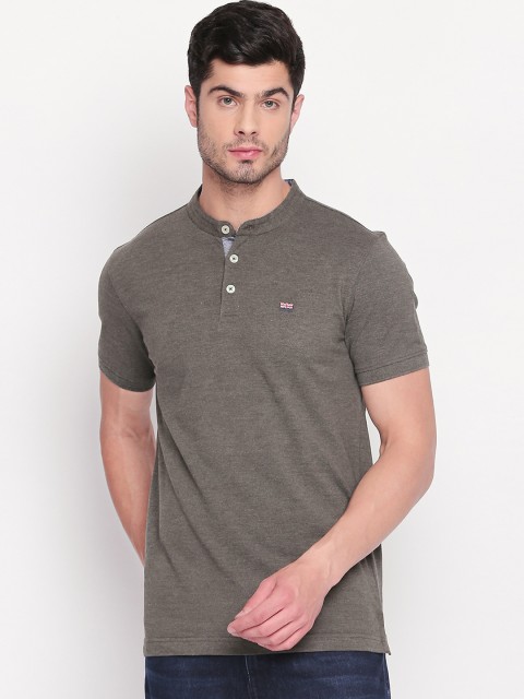 

BYFORD by Pantaloons Men Olive Green Self Design Mandarin Collar T-shirt