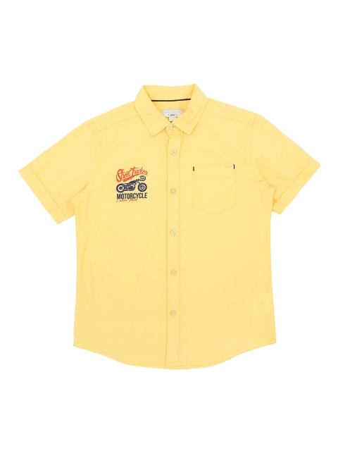 

Pantaloons Junior Boys Yellow Regular Fit Solid Casual Shirt