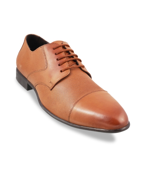 

Mochi Men Brown Textured Leather Formal Derbys, Tan