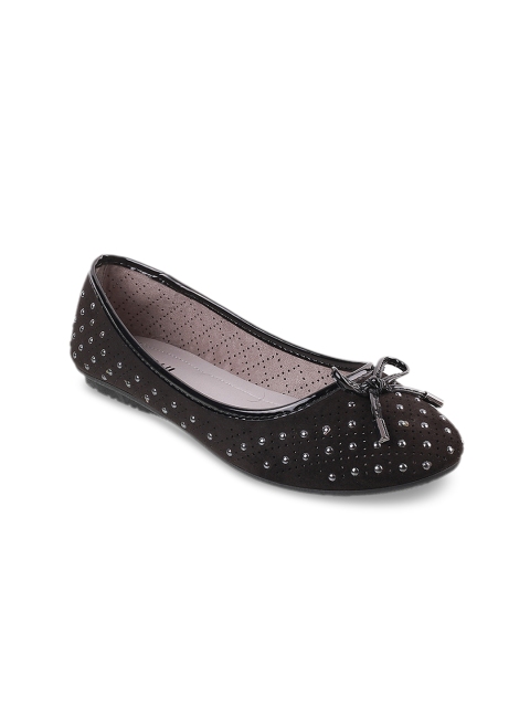 

Mochi Women Black Embellished Ballerinas