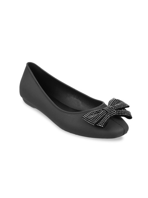 

Mochi Women Black Solid Ballerinas