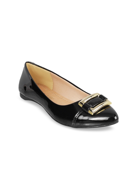 

Metro Women Black Solid Ballerinas