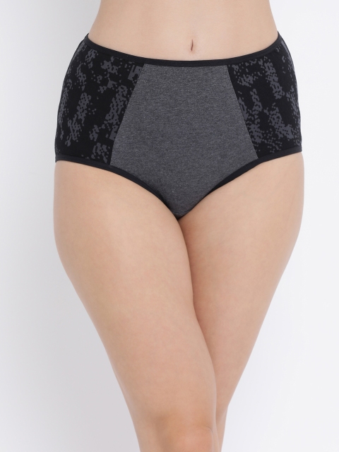 

Clovia Women Grey & Black Printed High-Waist Hipster Briefs PN3251P05XL