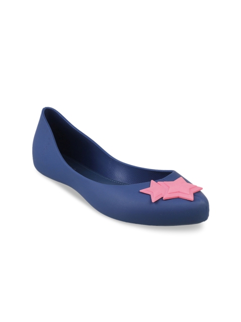 

Metro Women Blue Solid Ballerinas