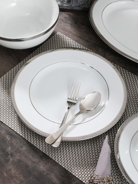 

Pure Home and Living White Set Of 4 Porcelain Plates