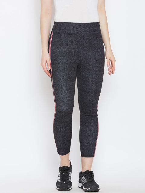 

CHROME & CORAL Women Grey Solid Tights