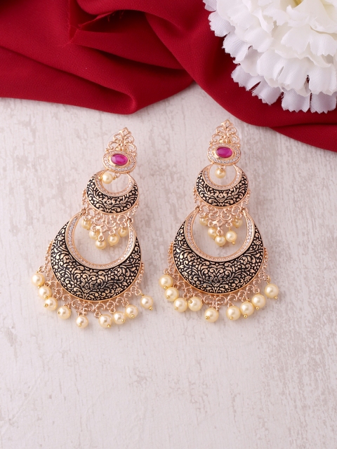 

Tistabene Gold-Plated & Black Crescent Shaped Enamelled Chandbalis