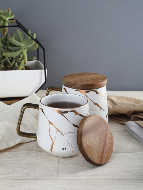 

OddCroft White & Gold-Toned Set of 2 Printed Ceramic Coffee Mugs & Covers