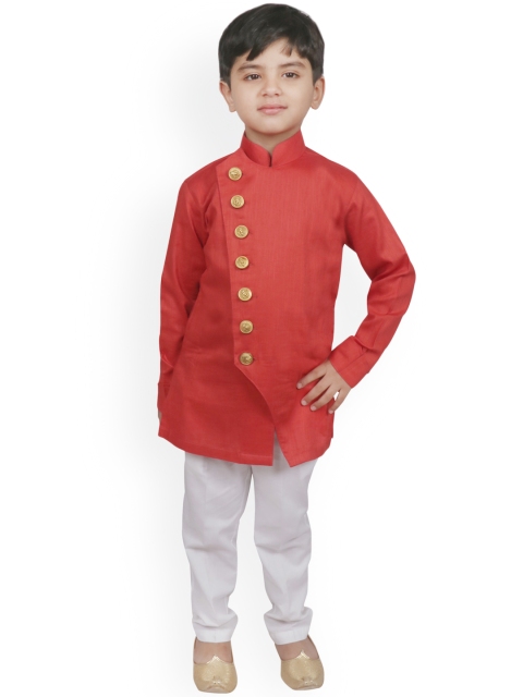 

SG YUVRAJ Boys Red & White Solid Kurta with Trousers