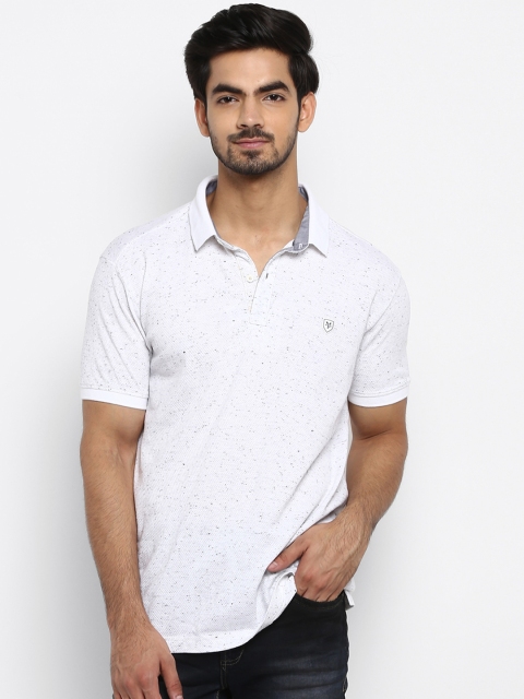 

Mufti Men White Solid Polo Collar T-shirt