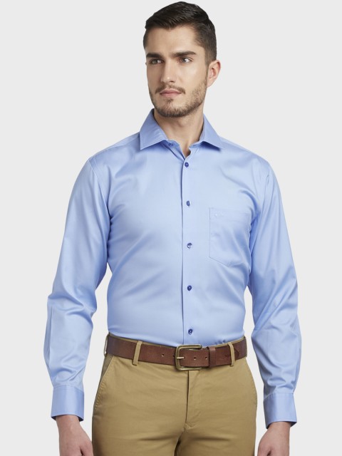 

ColorPlus Men Blue Slim Fit Solid Formal Shirt