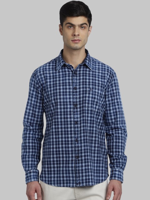 

Parx Men Blue Slim Fit Checked Casual Shirt