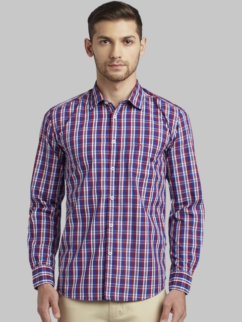 

Parx Men Red & Blue Slim Fit Checked Casual Shirt