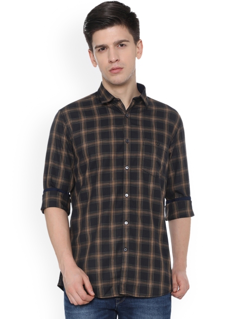 

Van Heusen Sport Men Brown Slim Fit Checked Casual Shirt