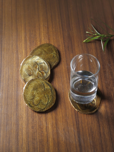 

Dennmark Set of 4 Gold-Toned Handpainted Wooden Coasters