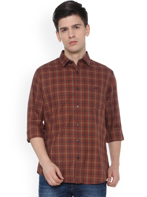 

Van Heusen Sport Men Brown & Black Slim Fit Checked Casual Shirt