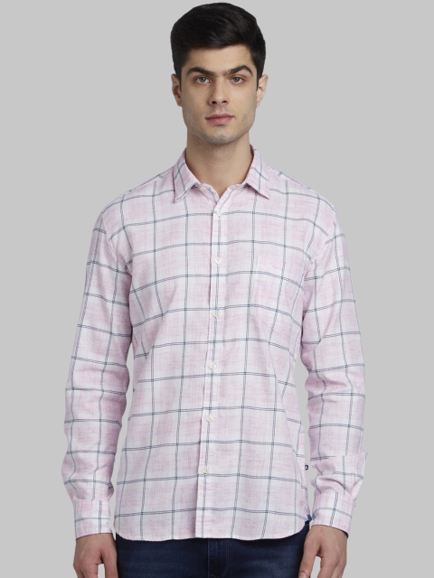 

Parx Men Red & White Slim Fit Checked Casual Shirt