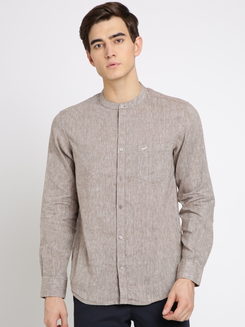 

Crocodile Men Brown Slim Fit Solid Casual Shirt