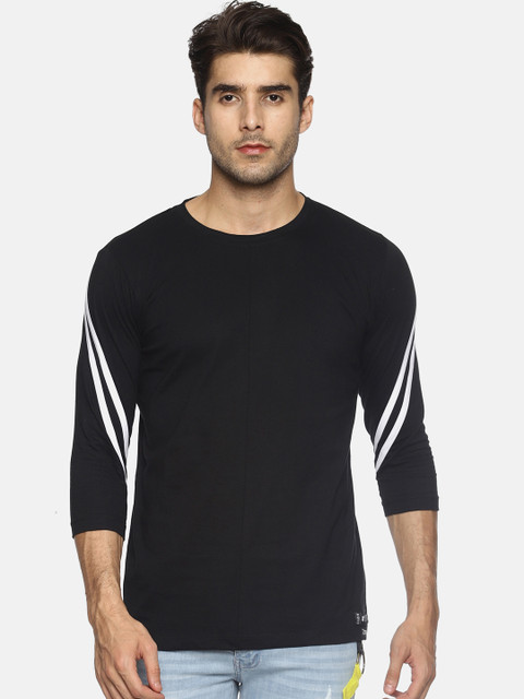 

KULTPRIT Men Black Striped Round Neck T-shirt