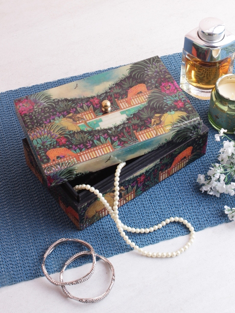 

India Circus by Krsnaa Mehta Green & Red Wooden Storage Box