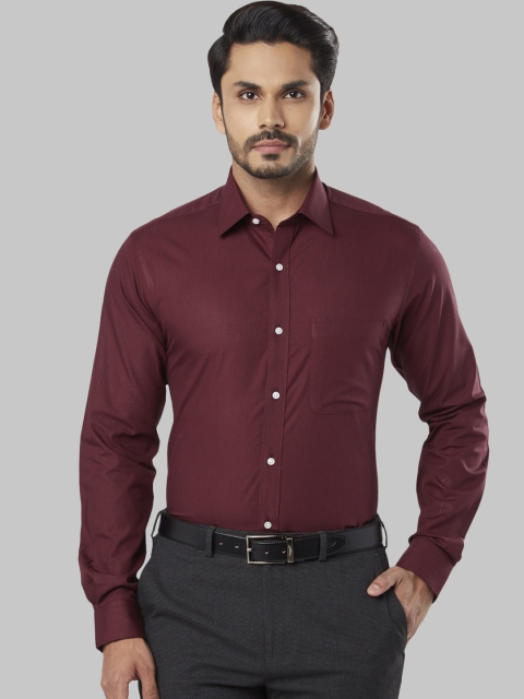 

Raymond Men Maroon Slim Fit Solid Formal Shirt