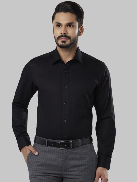 

Raymond Men Black Regular Fit Solid Formal Shirt
