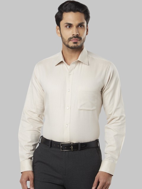 

Raymond Men Beige Slim Fit Solid Formal Shirt